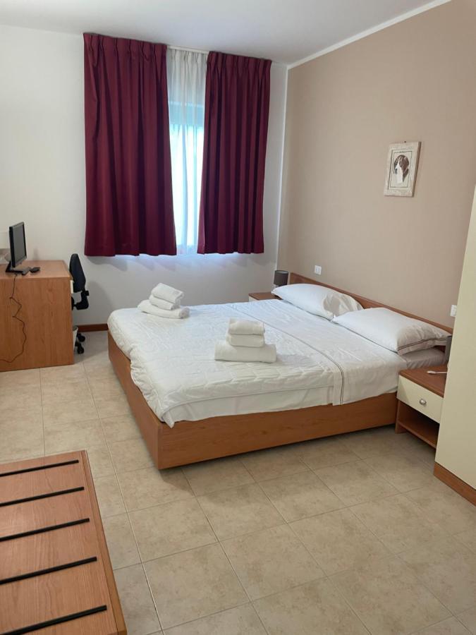 Sportland Hotel Colle di Val d'Elsa Eksteriør billede