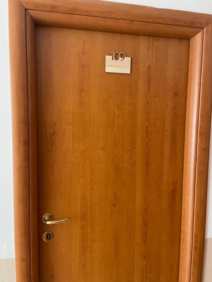 Sportland Hotel Colle di Val d'Elsa Eksteriør billede